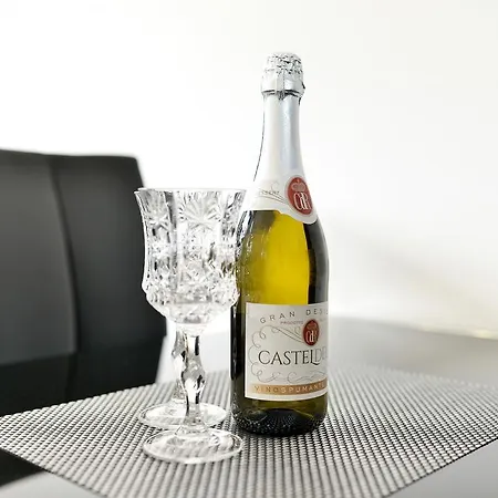 Sun Nikolina Apartament *