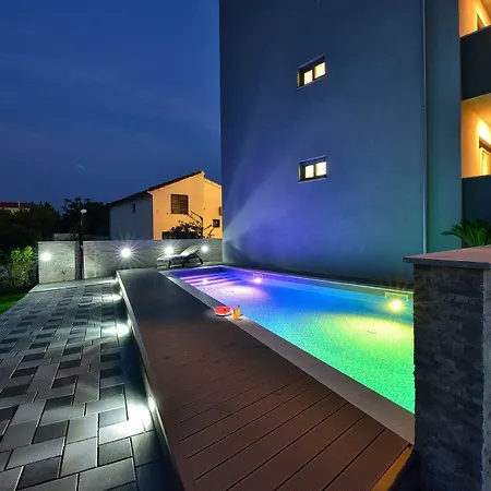 Sun Nikolina Apartmán